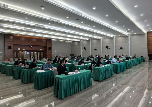 e003738b22b2d6e0f628a246c825d815