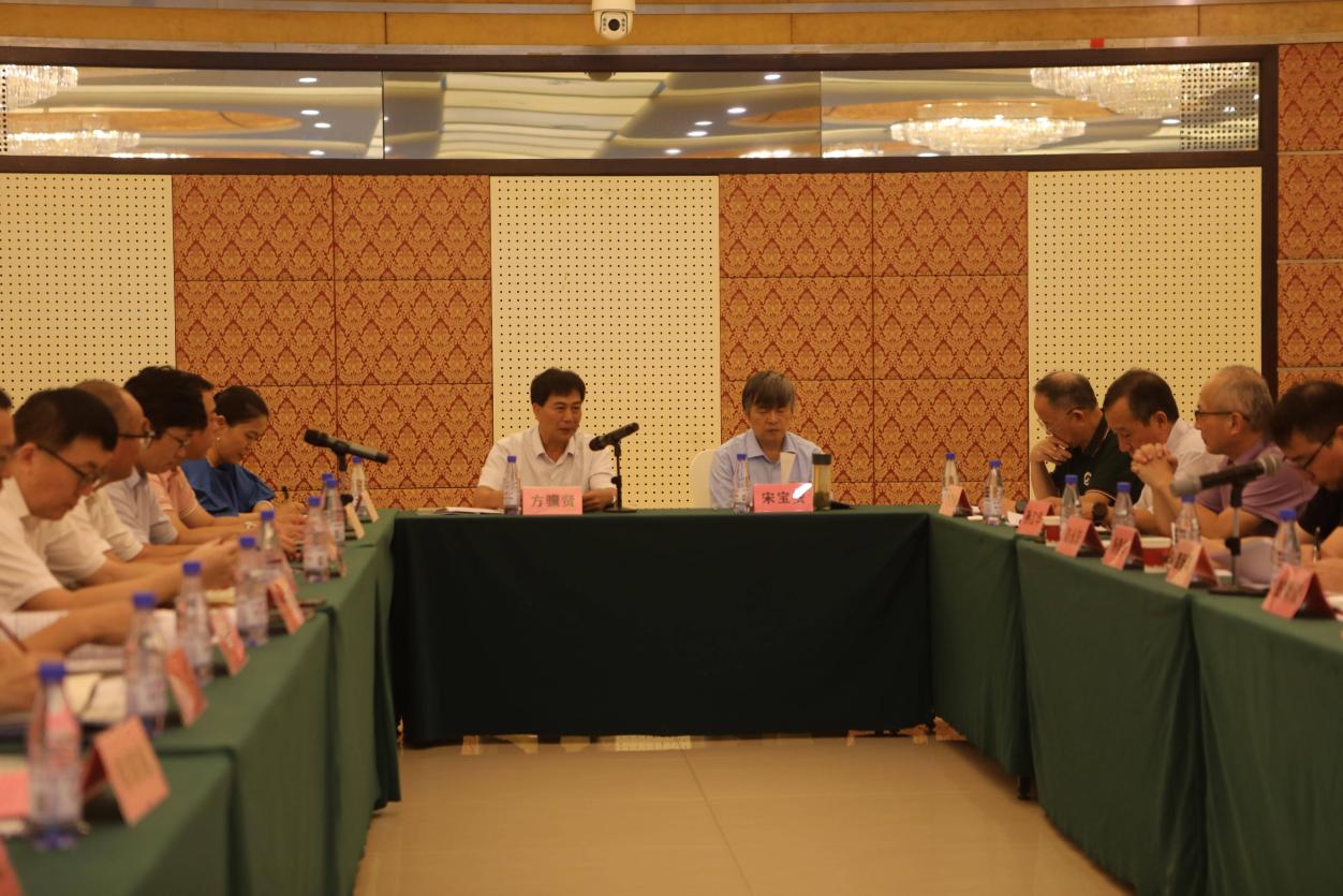 c5b36bf3fc4a74d0588abb211c73568